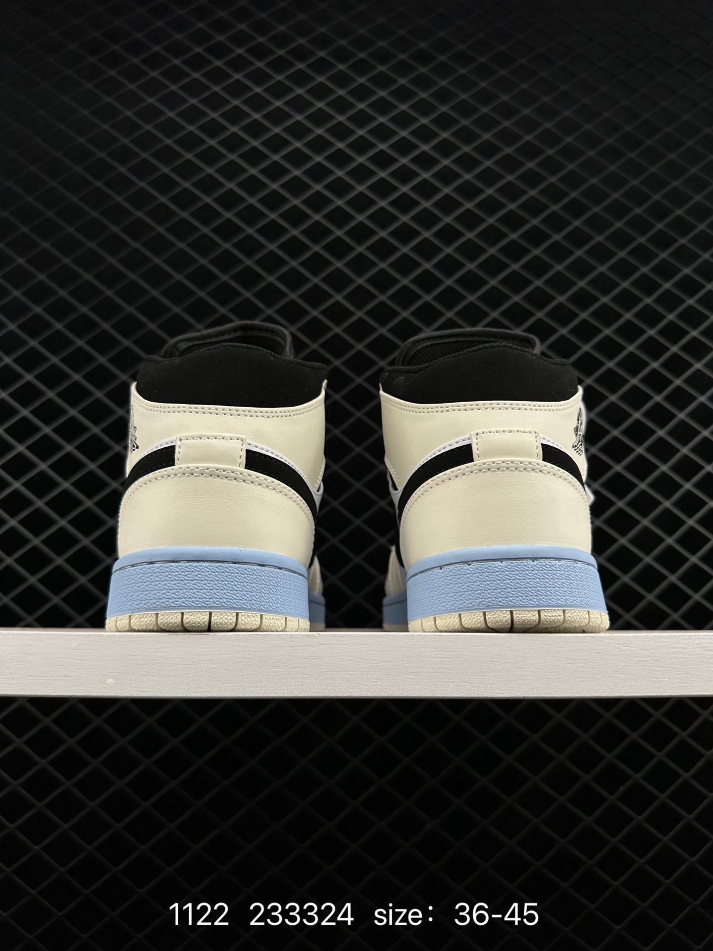 Nike Air Jordan 1 Retro High OG”Black/White“